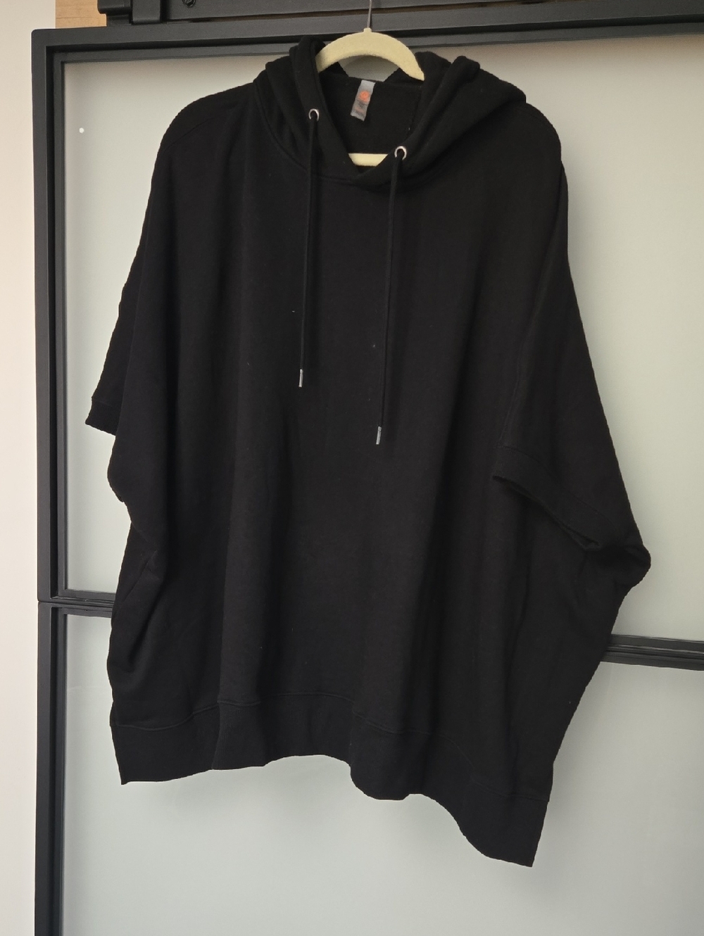 MONO B S/S BLACK OVERSIZED HOODIE. SZ 2X/3X